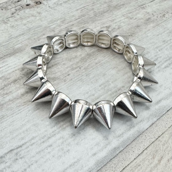 n/a Jewelry - Silver Spike Stretch Bracelet